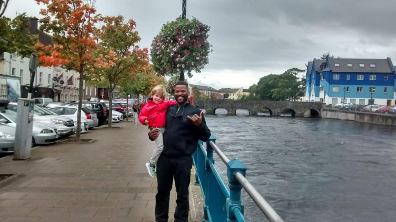 Easkey Hostel スライゴ エクステリア 写真